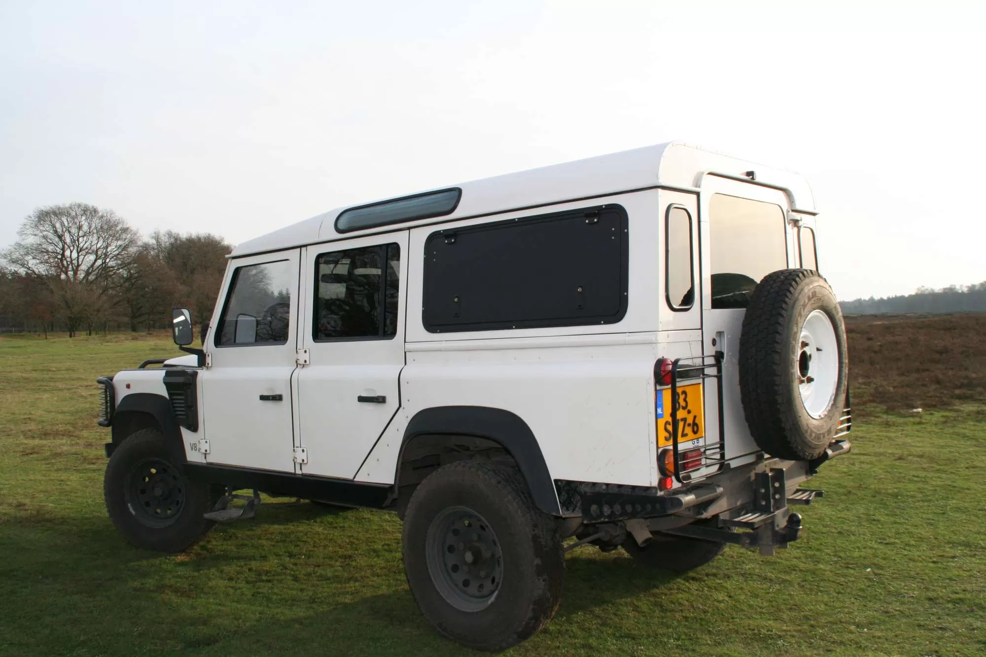 Land Rover Defender with Securely Closed Explore Glazing's Gullwing Window.