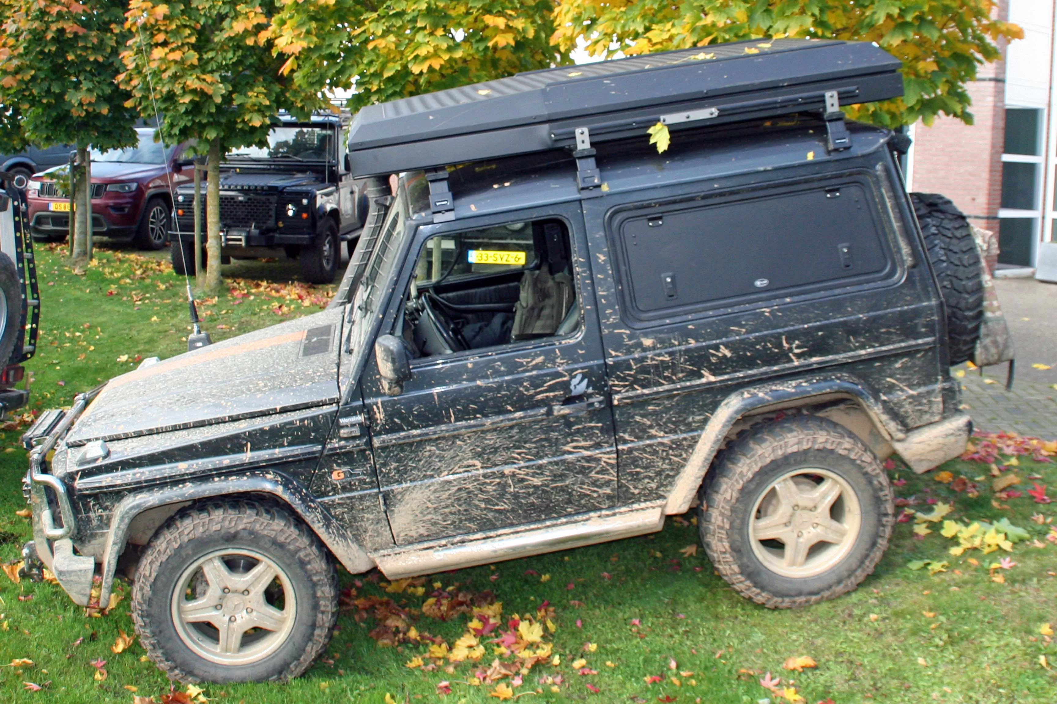 Explore Glazing Mercedes G SWB Gullwing window aluminium