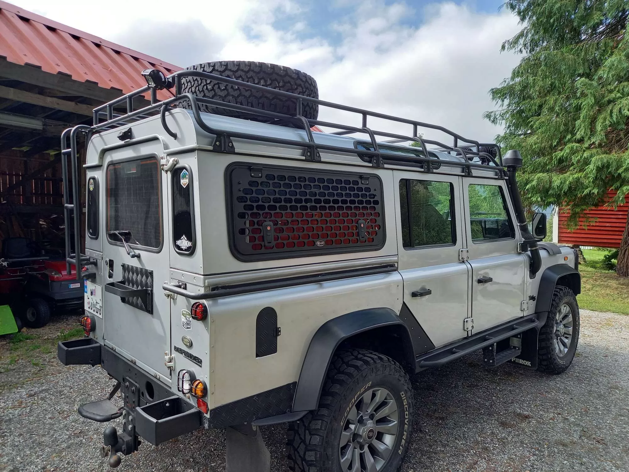 Explore Glazing Land Rover Defender window guard for the gullwing glass.
