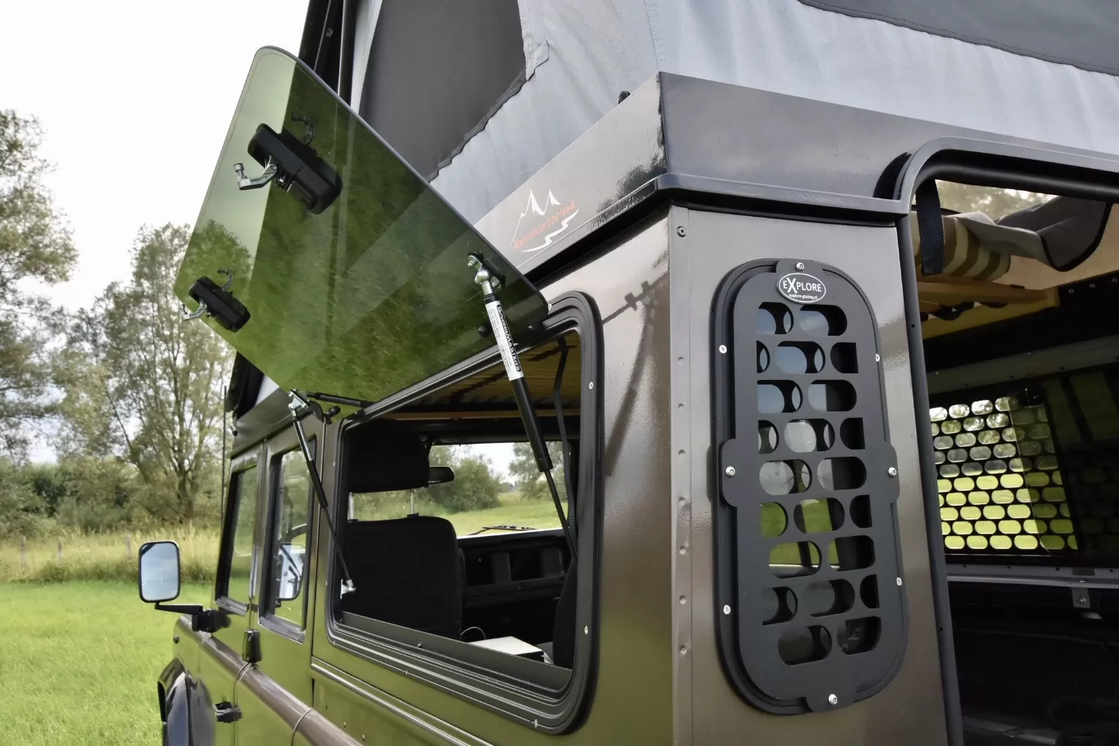 Explore Glazing Land Rover Defender externes Fensterschutz Quarter-Fenster